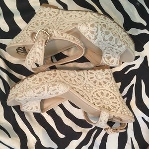 Fergilicious lace wedges